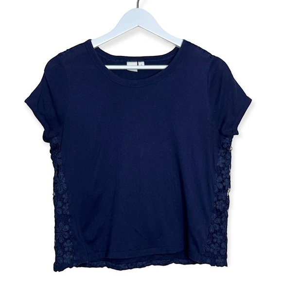 Gap Women’s Short‎ Sleeve Lace Back T Shirt in Navy Blue Size Small - Picture 2 of 7